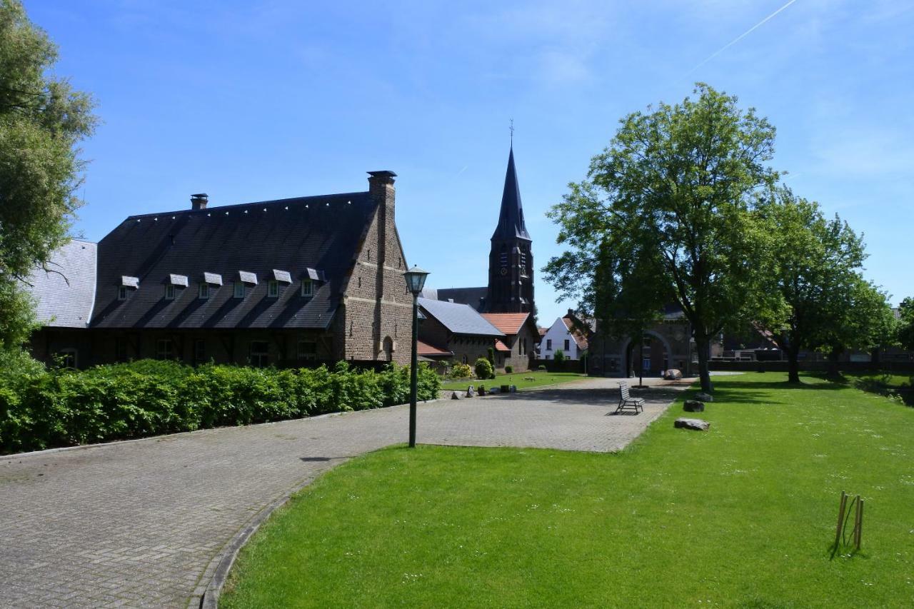 B & B Kasteelhoeve Borgharen - Маастрихт Экстерьер фото